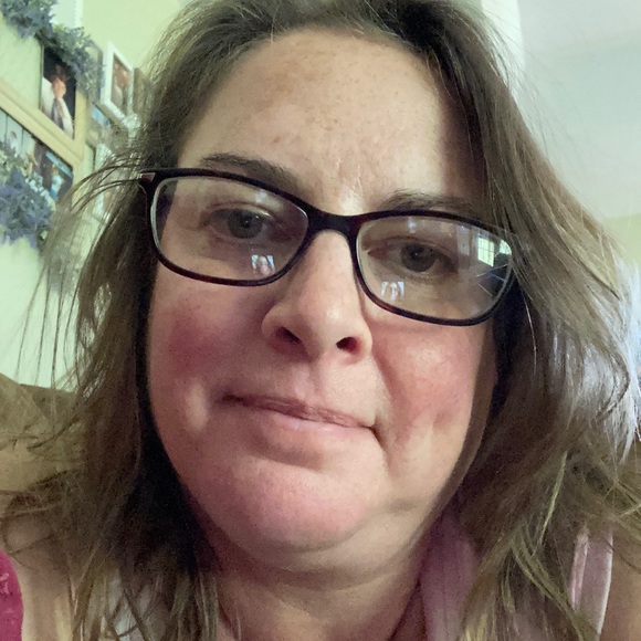 Meet your Posher, Brenda - Picture 1 of 1